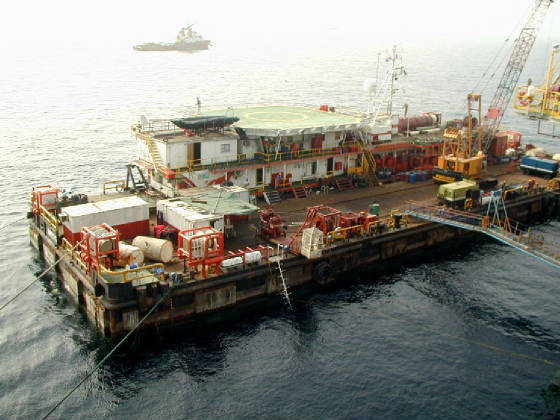 barge215inatlantic.jpg